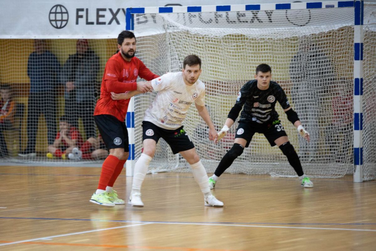 Новости МФК Витэн - Три игрока &laquo;Витэна&raquo; вызваны с состав национальной сборной страны на матчи со Словакией