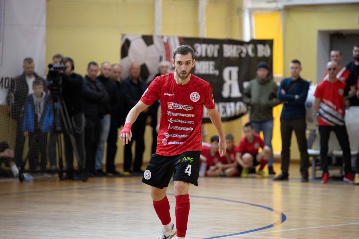 Новости МФК Витэн - Владимир Разуванов признан лучшим игроком 9-го тура